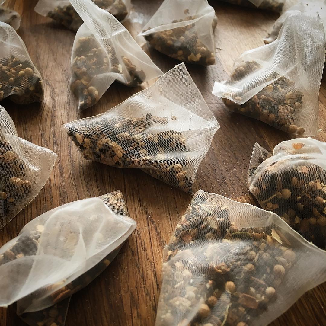 CA3D3DBB-5BE0-4FF2-9D96-DBAA132BC586